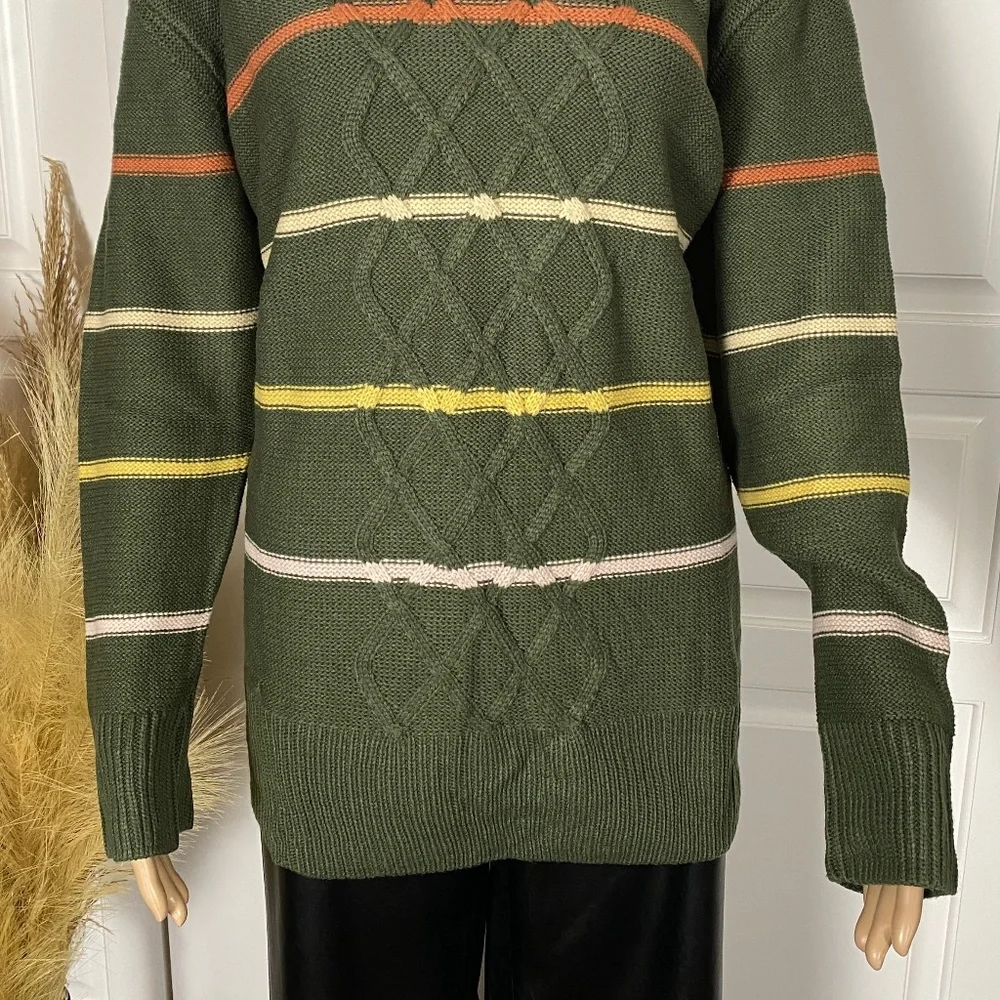 STRIPE CREW NECK SWEATER - Picture 9 of 14